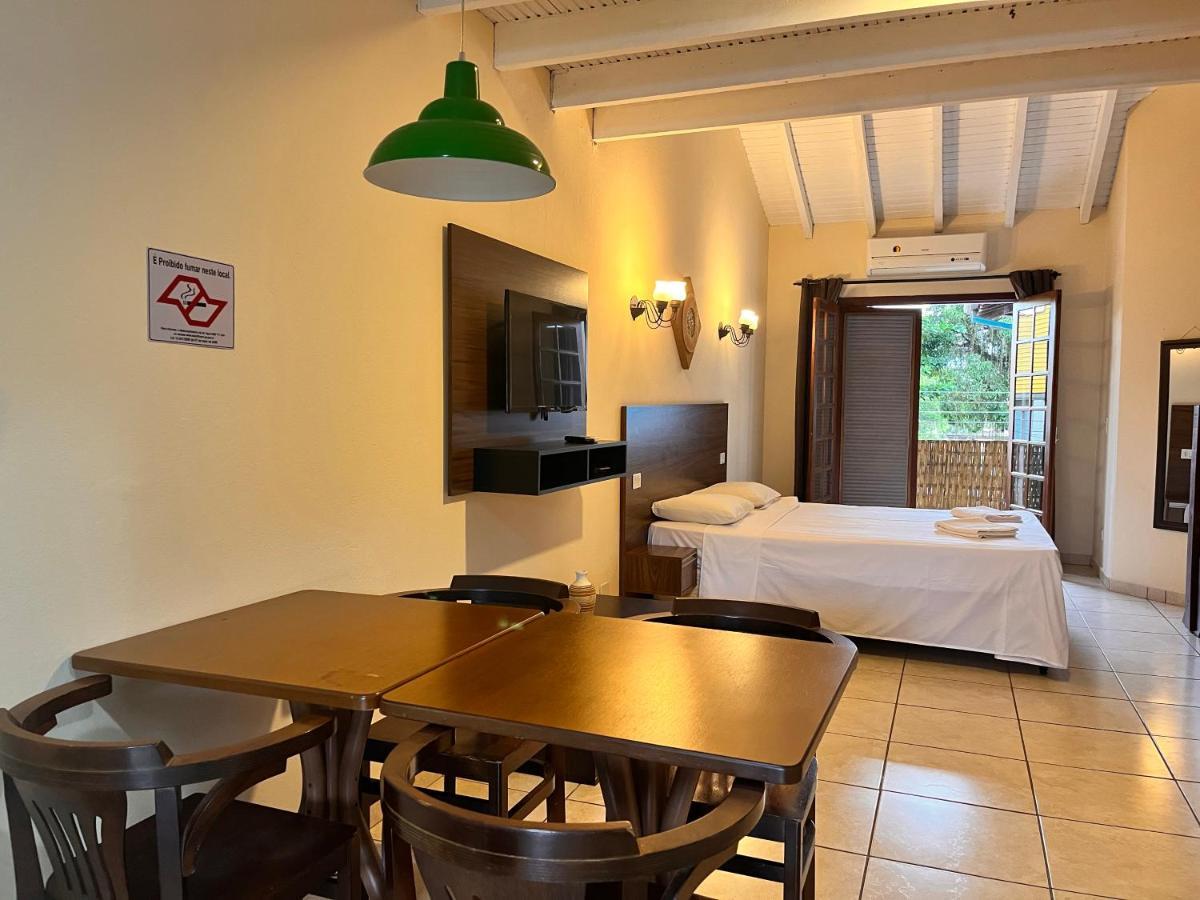 Delphin Apartamento 8 Ilhabela Esterno foto