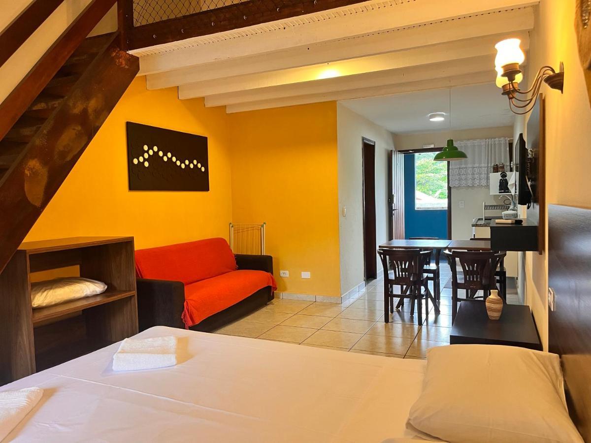 Delphin Apartamento 8 Ilhabela Esterno foto